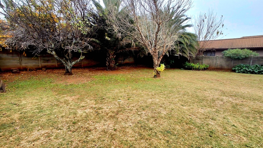 3 Bedroom Property for Sale in Roodia Free State